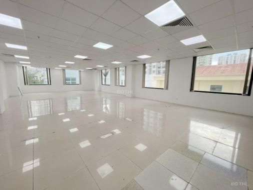 Cho thuê sàn văn phòng ở Trần thái tông 103m2 vuông vắn, 2 mặt thoáng