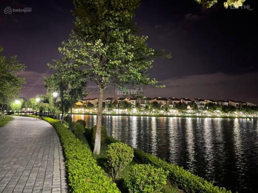 Chính chủ cần tiền bán nhanh các căn biệt thự 428m² thuộc khu VVIP hồ lớn Vista Lago Nam An Khánh