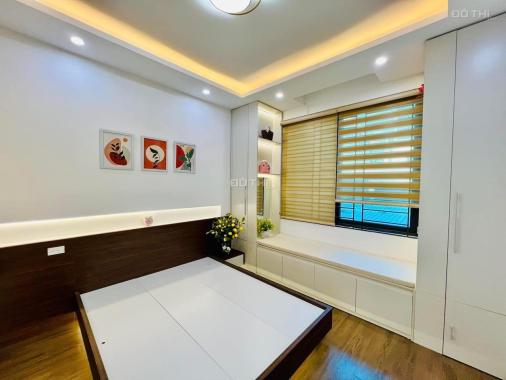 Nhà Đẹp Hai Bà Trưng, Cách ô tô 20m, Gần ĐH Bách Khoa - Xây Dưng, DT 40m2, 4 Tầng,5 PN, Giá 4.88 tỷ