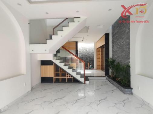 Bán nhà 1 trệt 2 lầu 160m2 sàn sau Chợ Trảng Dài Biên Hoà chỉ 3,5 tỷ