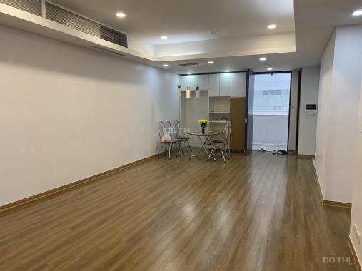 Siêu hot CHCC tại Dolphin Plaza 144m2 2N đồ cơ bản đẹp đểb ở, làm vp giá chỉ 13.5tr/th 093 2526 286