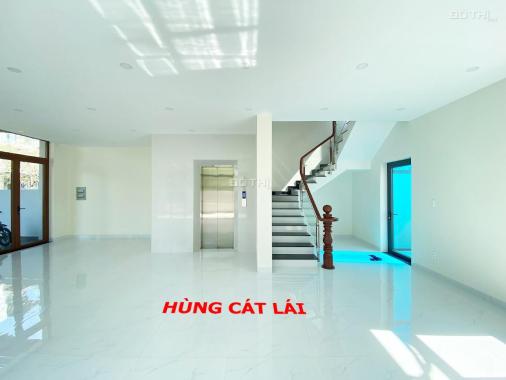 (Giá 23 triệu/tháng) Cho thuê Căn Góc Nhà Phố 1 Trệt 3 Lầu, DT 187m2, 5 PN, 6 WC, Có thang máy