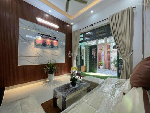 Cho thuê nhà sẵn nội thất ngang 5m hẻm 310 Dương Quảng Hàm, Gò Vấp