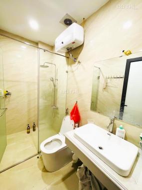 Bán nhà mới, full đồ, Đội Cấn, Ba Đình, dt: 33m2, giá: 5 tỷ 250 tr