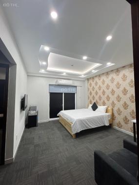 Bán khách sạn 12phòng mới 100% trung tâm Phú Mỹ Hưng với giá rẻ