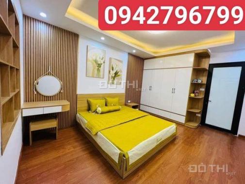 Cho thuê chung cư Việt Đức Complex 66 m, 2 ngủ, giá 8 triệu