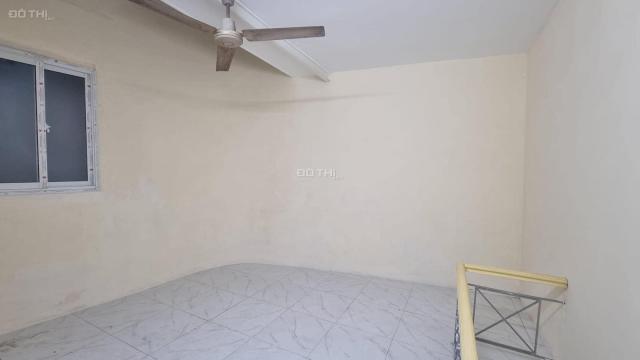 Đường đôi Tân Mai, mặt ngõ ô tô tránh, sát phố, 82m2, MT 7.5m, giá 16.5 tỷ, 0985868893