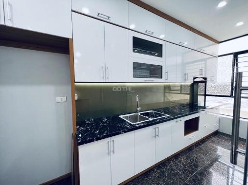 Nhà em cần cho thuê căn hộ 135m² chung cư cao cấp khu Ngoại Giao Đoàn