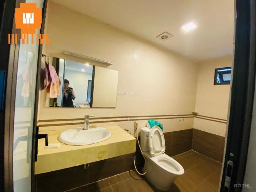 Cho thuê VP ở mặt phố Phan kế bính 50m2 thông sàn mới view thoán