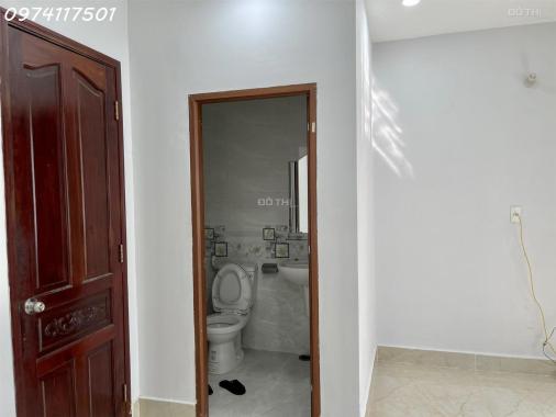 Cho thuê phòng 25m2 máy lạnh, nhà phố Citi Bella 1