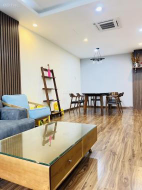 Goldenpalm lê văn lương 3pn2wc full 135m2 21tr Lh 0988215990