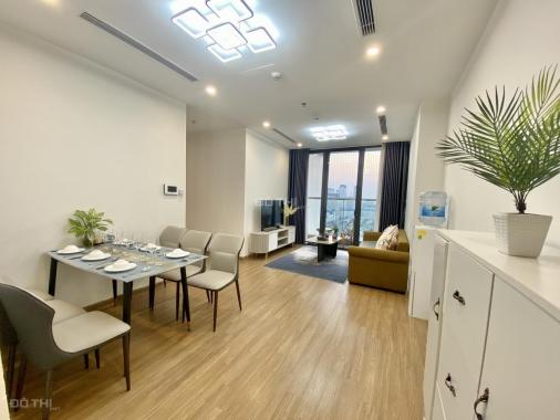 Cho thuê căn hộ cao cấp Vinhomes Skylake Phạm Hùng, 72m2 2 ngủ thiết kế đẹp, hiện đại