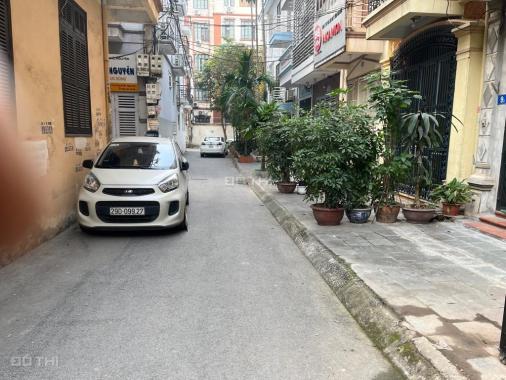 Bán nhà phân lô ô tô tránh kinh doanh phố Phạm Tuấn Tài, quận Cầu Giấy, hơn chục tỷ 5 tầng 6 phòng