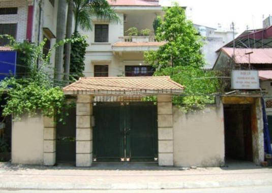 Chính chủ cần bán nhà mặt phố Đội Cấn gần chùa Bát Tháp, khu vực trung tâm Ba Đình.