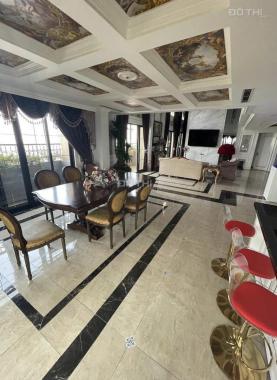 BÁN CHUNG CƯ DUPLEX - PENTHOUSE 36 HOÀNG CẦU 382 M2, 4 PHÒNG NGỦ, NỘI THẤT HƠN 2 TỶ