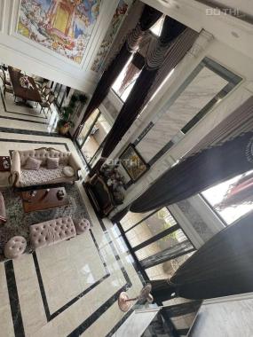 BÁN CHUNG CƯ DUPLEX - PENTHOUSE 36 HOÀNG CẦU 382 M2, 4 PHÒNG NGỦ, NỘI THẤT HƠN 2 TỶ