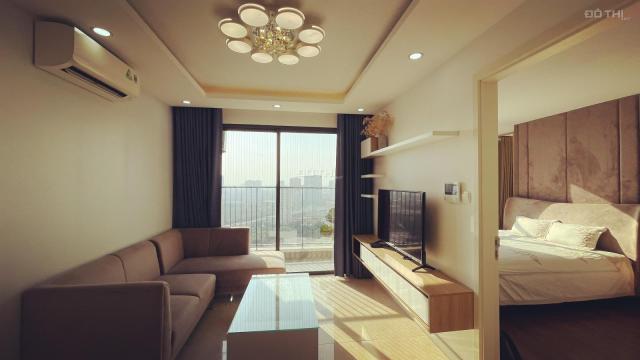 Cho thuê căn chung cư D’capital Trần Duy Hưng, 70m2, 2PN, 2 WC, nội thất đẹp, view hồ, giá 16 triệu