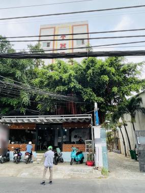 Tòa nhà 5 tầng kiên cố mặt tiền nhánh sau lưng GiGaMall Phạm Văn Đồng DT (8x29) thu nhập 150tr/th