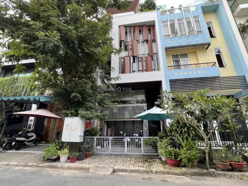 Bán nhà mặt phố khu Hưng Phước 1, Phú Mỹ Hưng có sổ hồng với giá tốt