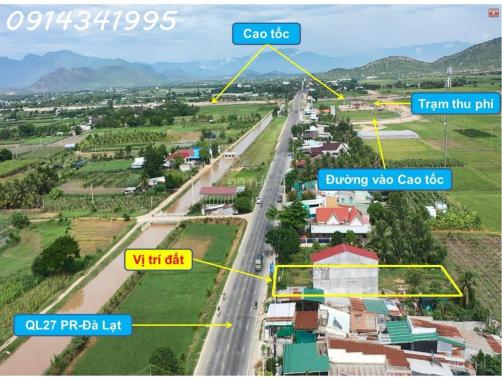 Nút giao cao tốc Ninh Thuận. Mặt đường QL27A, 20x50m sân bay Thành Sơn 5km, QL1 6km, 12km tới biển