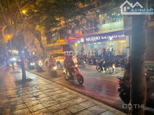 Bán nhà Hoàng Hoa Thám, Ba Đình, 35m2, Giá 4.5tỷ. Cần bay nhanh bay lẹ