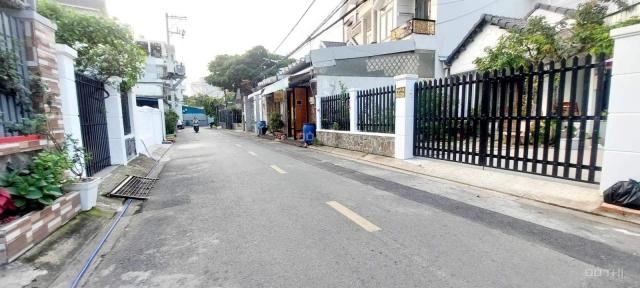Bán gấp nhà hẻm ô tô Nguyễn Thị Định, Q.2, 86m2, 3 tầng, 6x14.5m, giá chỉ 7.5 tỷ còn TL 0908526586