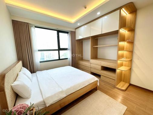 Bán 3 phòng ngủ đẹp, ban công ĐN view hồ tòa C7 Vicom - Vinhomes D'Capitale Trần Duy Hưng