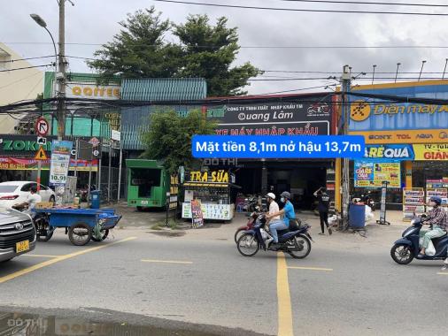 Mặt bằng cho thuê đường Lã Xuân Oai, Q9. Ngang 8,1m nở hậu 13,7m. Có sẵn mặt bằng và nhà 3 tầng