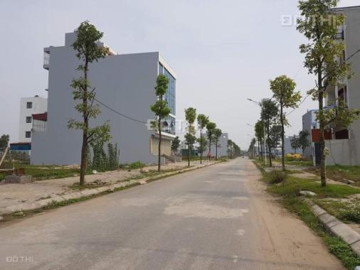 Chính chủ cần bay gấp biệt thự KĐT Thanh Hà, 200m2, view Hồ đẹp, giá cắt lỗ.