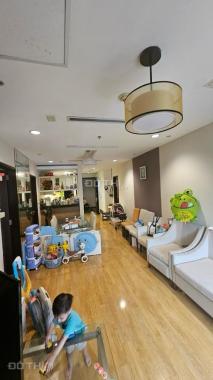 Bán căn hộ chung cư cao cấp Hòa Bình Green 376 đường Bưởi, 2 phòng ngủ 2 vs ở ngay chỉ 60tr/m2!!!