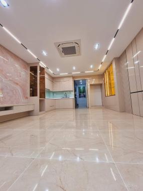 Nhà dành cho Chủ SPA. Bán phố Cầu Giấy: 60m2*7t. Thang máy. OTO vào nhà. Giá 15 tỷ