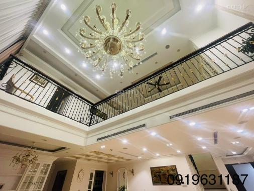 Cho thuê căn duplex Mandarin Hoàng Minh Giám, DT 266m2, 4PN, nội thất đẹp - LH 0987391311