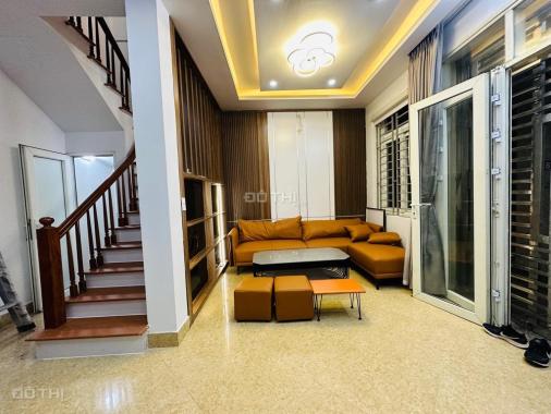 Bán nhà rẻ nhất Hồ Tùng Mậu Cầu Giấy, 56m2, 5 tầng, ở, kinh doanh dòng tiền, giá chỉ 8.5 tỷ