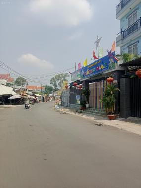 Cần bán hoặc cho thuê 1800m mặt tiền đường Nguyễn Văn Tỏ. Cách quốc lộ 51 chỉ 1km