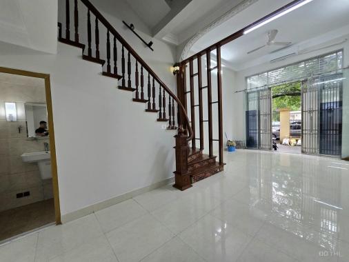 Bán nhà riêng tại Đường Gia Quất, Long Biên, Hà Nội diện tích 60m2 giá 10 Tỷ