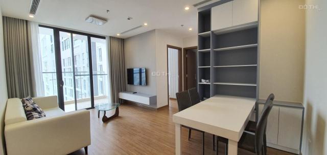 Cho thuê căn hộ tầng 26 tòa S2 Vinhomes Sky Lake, 3 ngủ, đủ đồ, view hồ đẹp