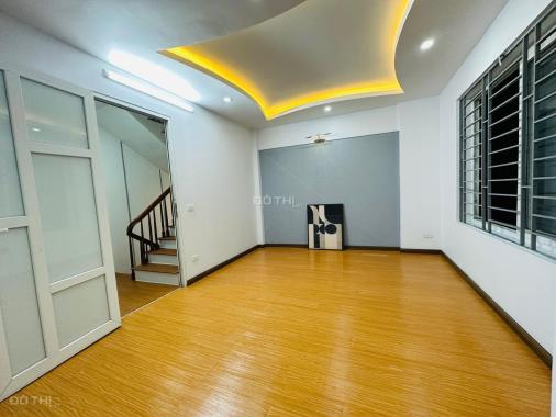 Bán nhà  Xuân La Tây Hồ, 30 m2, 6 tầng, 5.55 tỷ. Nhà cực đẹp, Ở ngay.