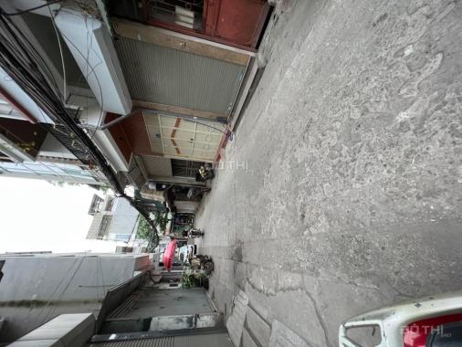 Bán nhà 49m2 tiện kinh doanh, mặt đường Phú Diễn, Bắc Từ Liêm.