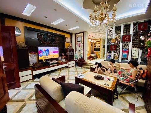 Bán Căn nhà 6 tầng khu VIP phân lô Đỗ Quang, trung tâm nhất Quận Cầu Giấy