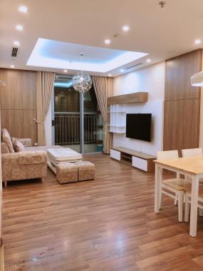 Cho thuê căn hộ 2 phòng ngủ tầng cao trên 20 tòa Vinhomes Nguyễn Chí Thanh, đủ đồ - 0919631187