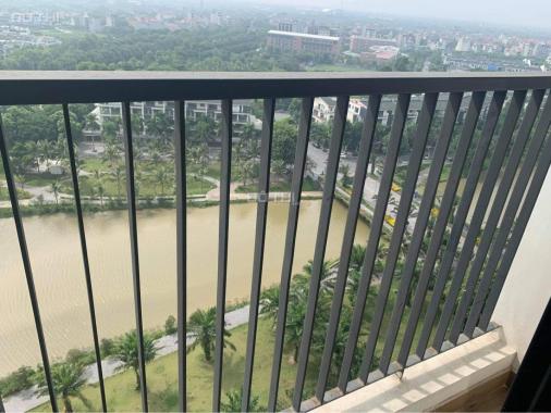Bán căn hộ 70m2 , 2 ngủ - ban công Đông Nam - Chung cư Aqua Bay Ecopark - giá 2,740