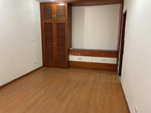 Cho thuê căn hộ đẹp tại N05 - Hoàng Đạo Thúy 3 phòng ngủ nội thất cơ bản chỉ 18 tr/tháng 0912883365