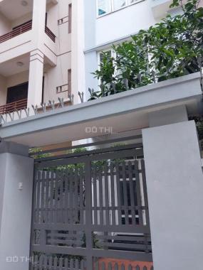 Cực hiếm - Bán nhà phố Vạn Bảo, Ba Đình, HN. S=84m2 - 4 tầng - MT5m. Giá chỉ 26 tỷ