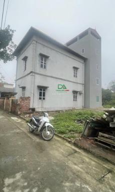 Bán đất Khê Nữ Đông Anh ngõ thông tứ phía đường ô tô 7 chỗ đỗ cửa.