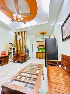 Bán nhà  Ngoại Giao Đoàn Xuân Đỉnh, 35m, 5T, giá 6.7 tỷ, Otô, Thông, Lô góc ,KD . Nhà rất đẹp.