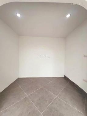 Bán nhà mới phường Đống Đa, nhà đẹp, ngõ ô tô tránh nhau 37m2 chỉ 5.2 tỷ