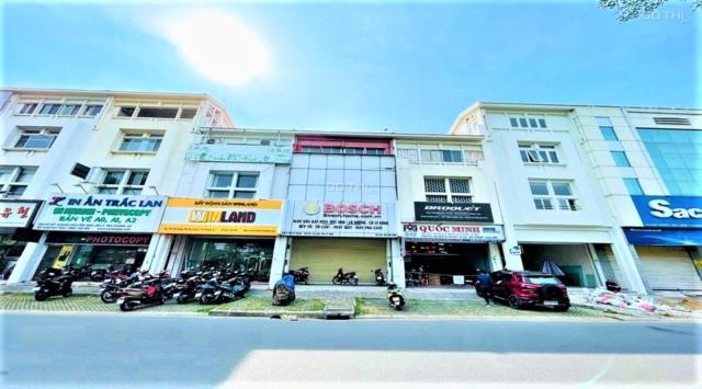 Nguyên căn nhà phố Mỹ hoàng 7*18m, 3 lầu, Đ.Nguyễn Văn Linh, Quận 7