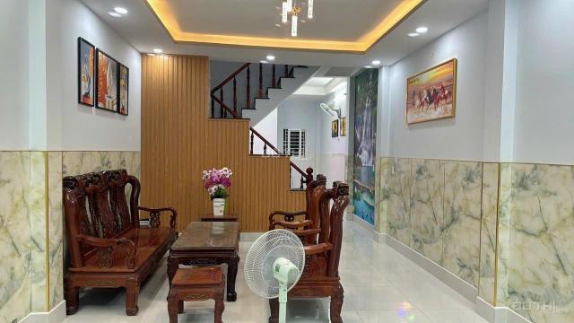 Nhà phố đẹp, sổ hồng riêng đường Hà Huy Giáp, phường Thạnh Lộc, Quận 12, tp. HCM