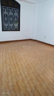 Thiện chí bán nhà đầu ngõ Lương Yên, HBT giá 4.65 tỷ, 30m2x2T, KD nhỏ