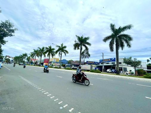 Cho thuê mặt bằng mặt tiền ngang 26m đường 3/2, ninh kiều, cần thơ, gần ngã 4 đường trần hoàng na